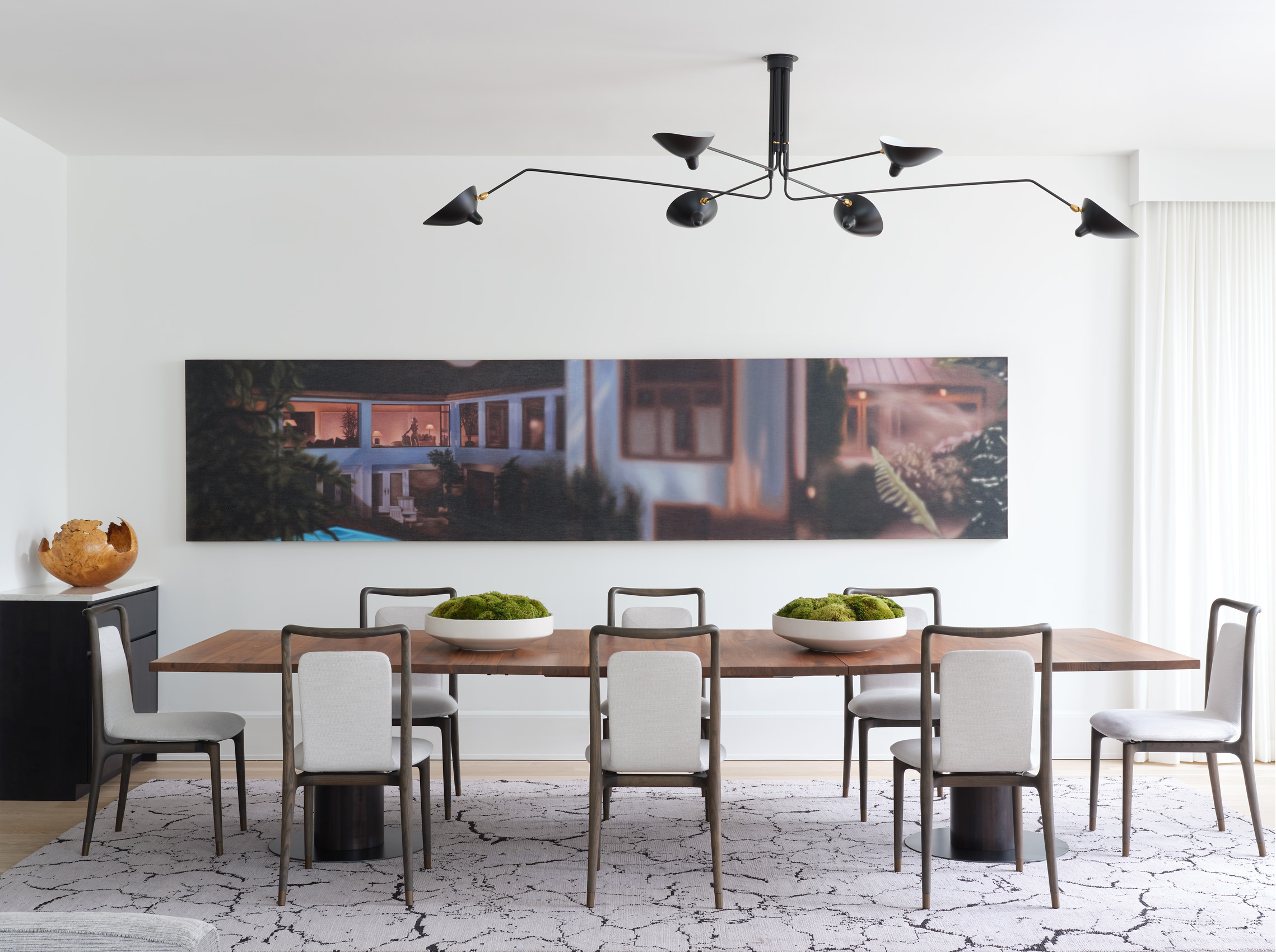 Julie Witzel designed dining room photographed by Mali Azima. 